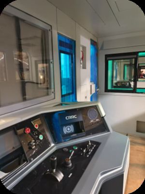 Efficient shunting driver control room